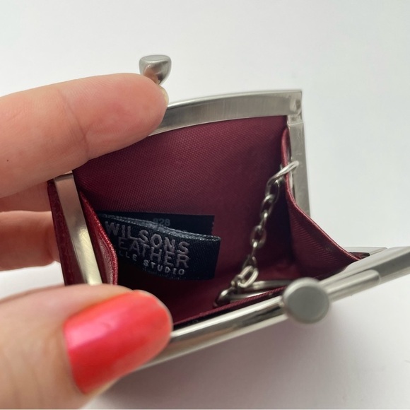 Wilsons Genuine Tan Leather Coin Purse Key Chain kiss Closure Vintage - Picture 9 of 10